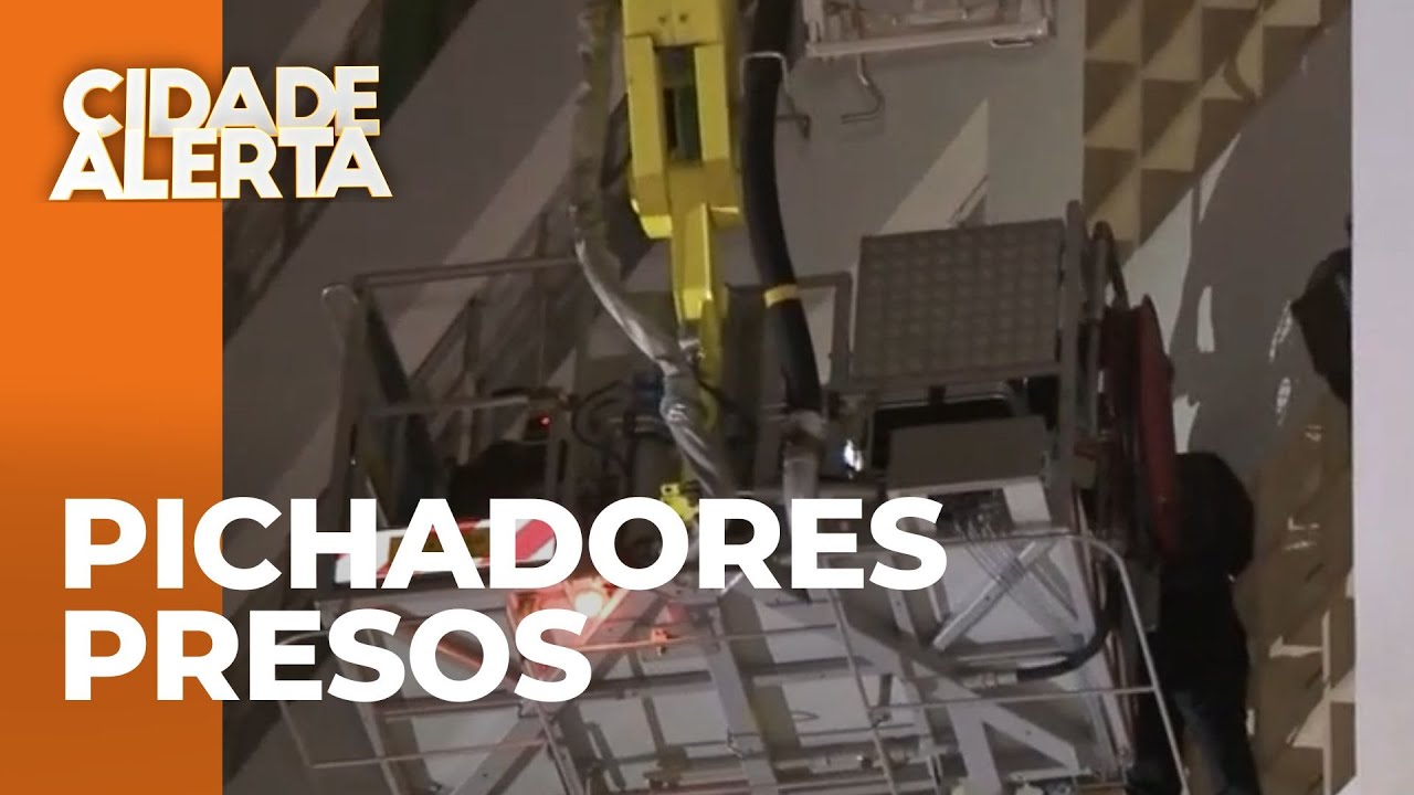 Como os pichadores ficaram presos no quarto andar e acabaram detidos