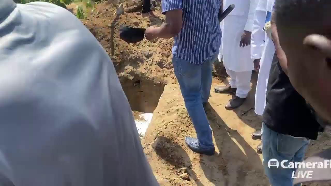 HOMMAGE A PAPA PEDRO NGOSUNGU