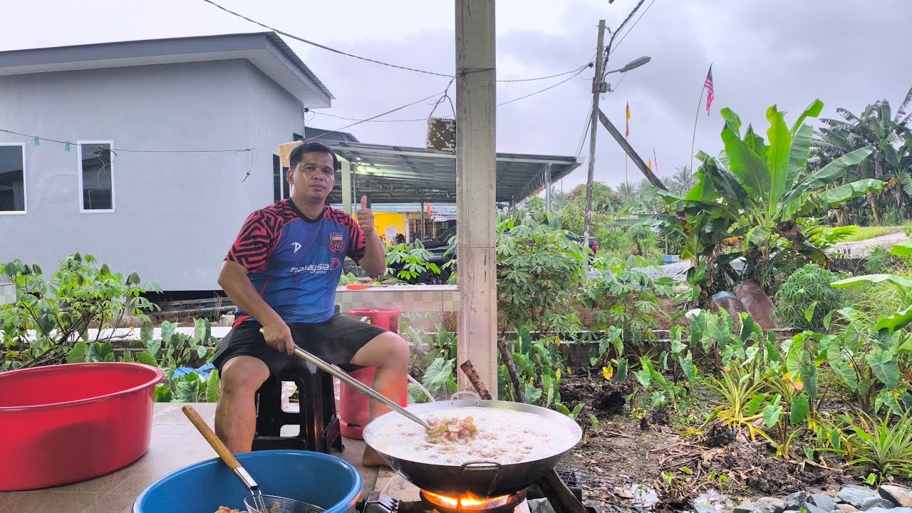 Cara2 Membuat Keropok Kulit Babi 20 Kilo Sahaja//Santai2 Gaiss