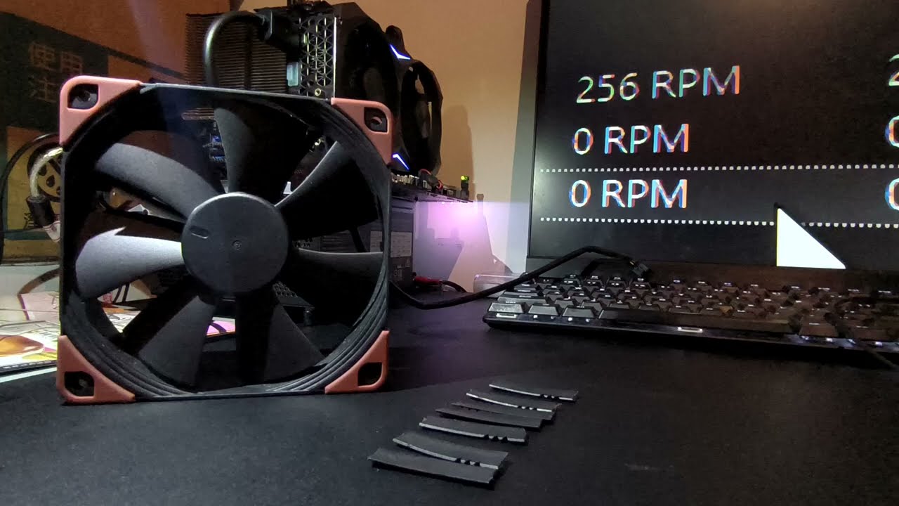 i Cut 7 Frame on Noctua NF-F12 IPPC-3000 PWM , See What Happen ?