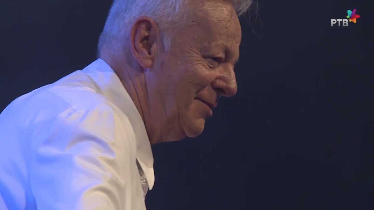 Tommy Emmanuel: American Tune/Waltzing Matilda