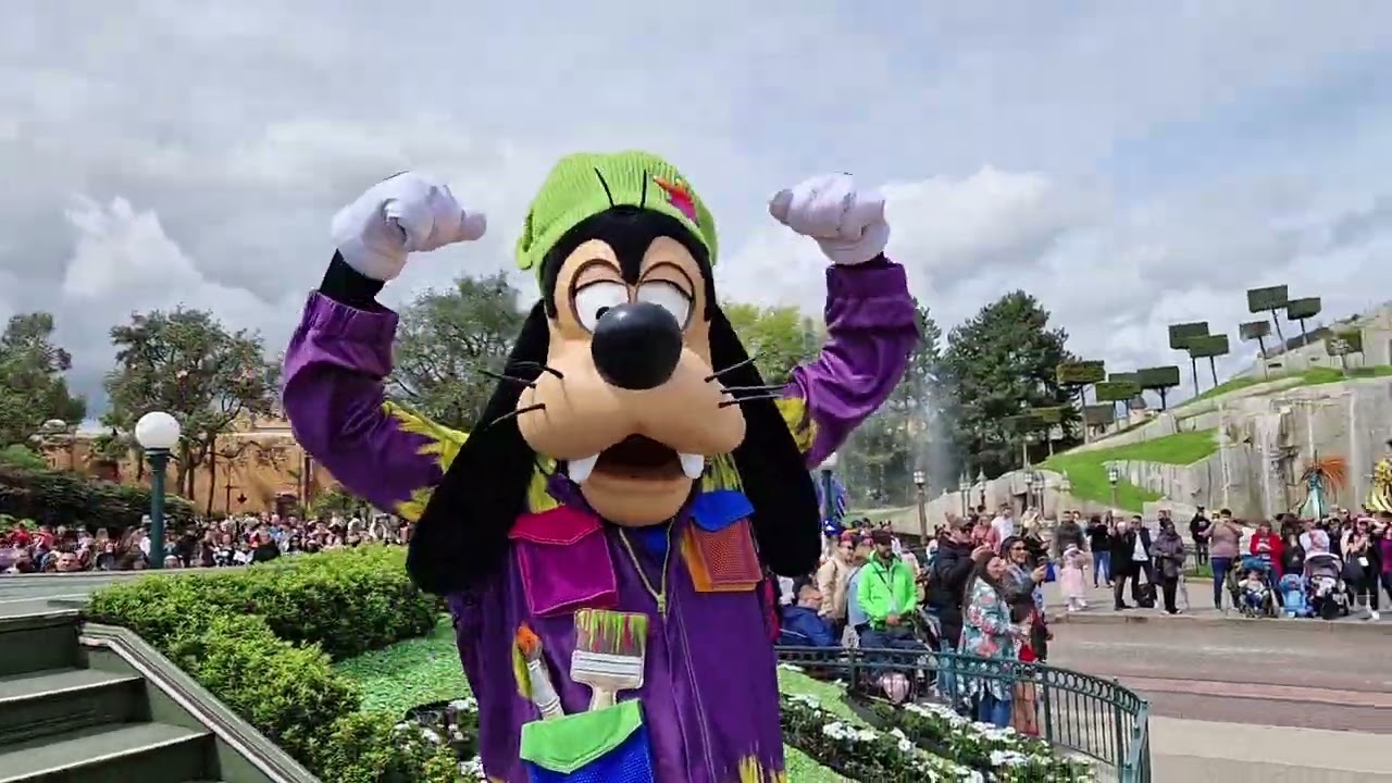Disneyland Paris - A Million Splashes Of Colour - #disneylandparis #disney #disneyland #disneyfan