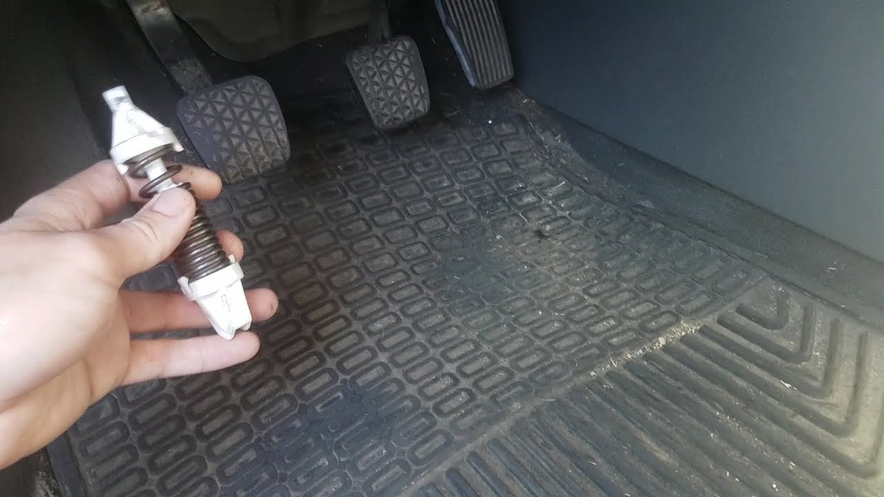 Ремонт возвратной пружины сцепления Saab 9-3