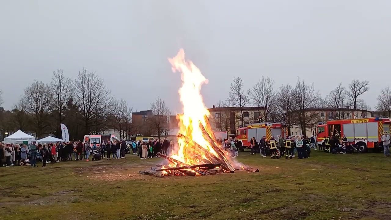 Osterfeuer Bielefeld-Sennestadt auf der Maiwiese 30.03.2024