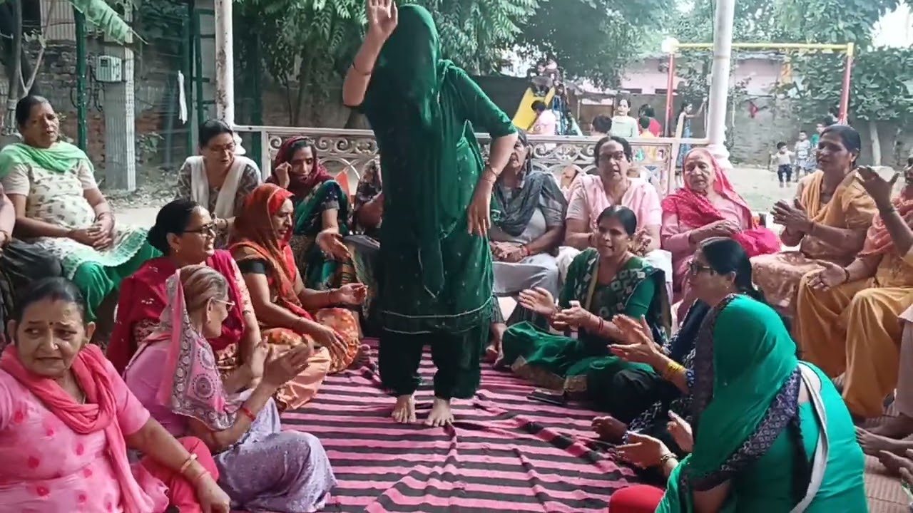 एक दिन राधा रानी पीहर गई थी माता ने अंगिया सीमाई मेरे राम बहुत प्यारा भजन डांस के साथ हरियाणवी 👌👌🌹🌹🌹