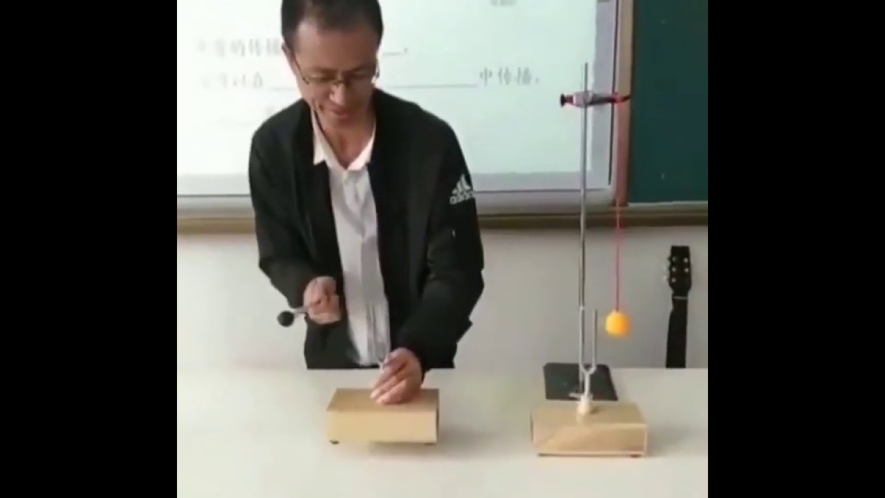 Guy Uses Energy of Sound to Move Objects [TUNING FORK]