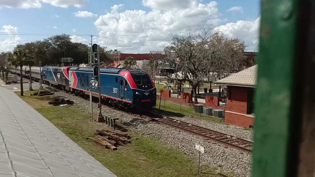 Amtrak 317 Coming back from tampa (Ft @AmtrakerFL ) 