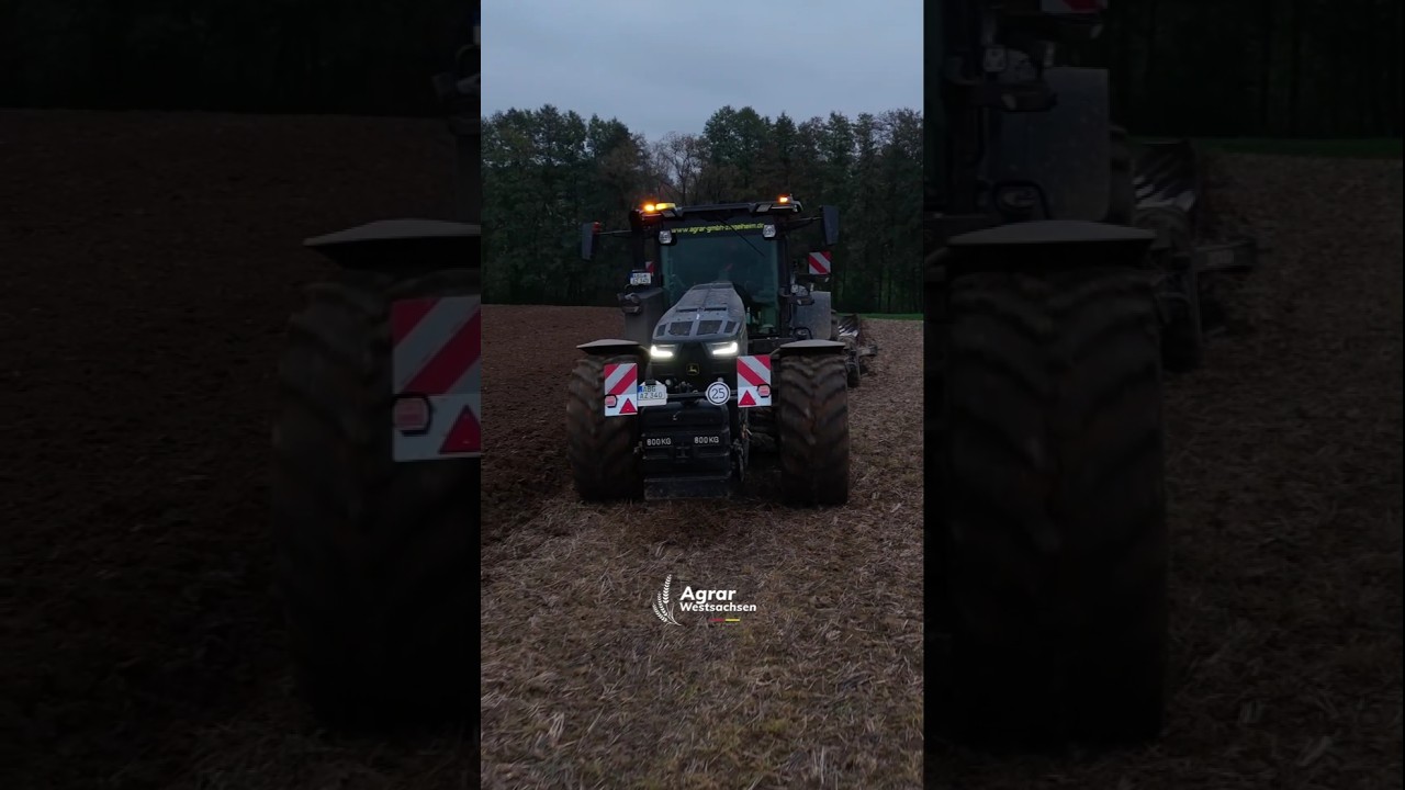 John Deere 8R Ziegelheim-Edition am Pfl&uuml;gen #ackern @lvdkronegmbh4184