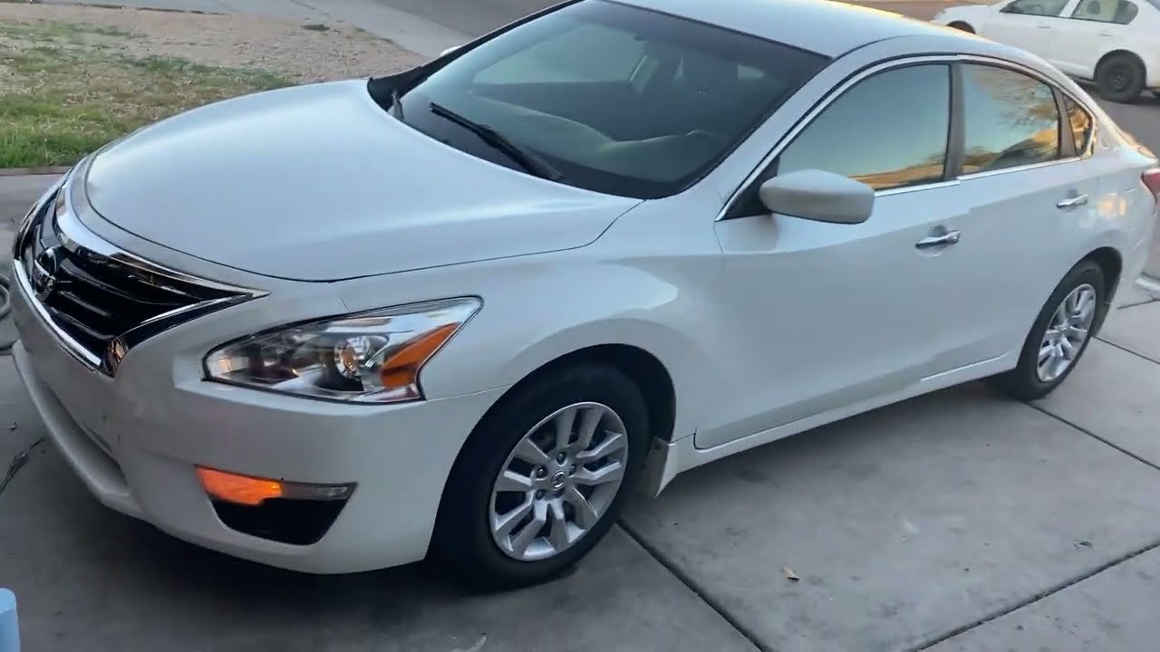 Cómo cambiar el foco 💡 de la palanca de cambios en un Nissan Altima 2013 👍