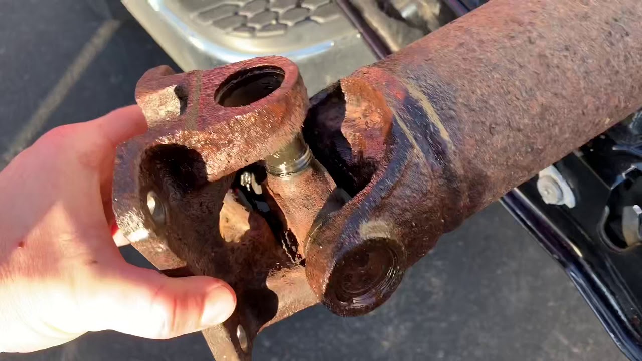 HOW TO REMOVE AND REPLACE RUSTY U JOINTS ON EXCURSION/SUPER DUTY