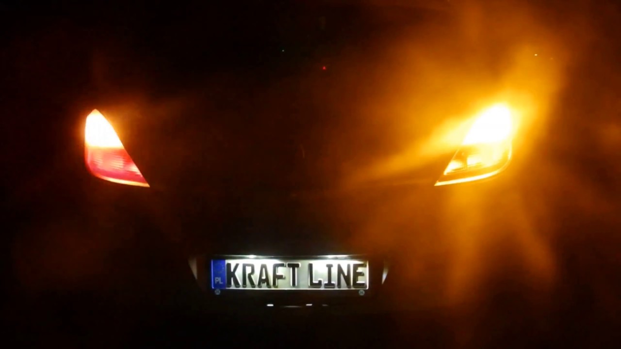 LED PY21w P21w  CREE CanBus Kierunkowskaz led vs zwykła żar&oacute;wka