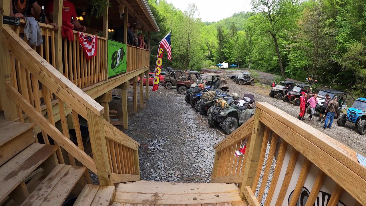 WV SXS RIDERS hanging out at Outlaw Bar & Grill
