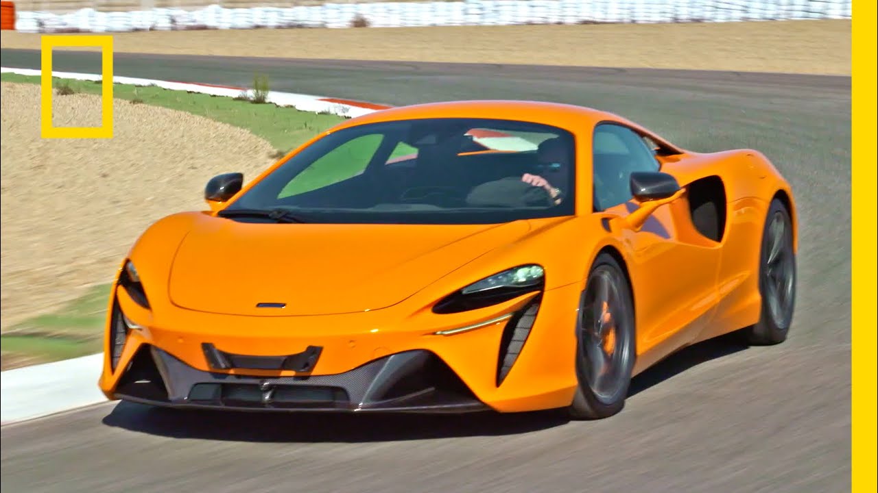 Zobacz, jak powstał McLaren Artura! | Supersamochody