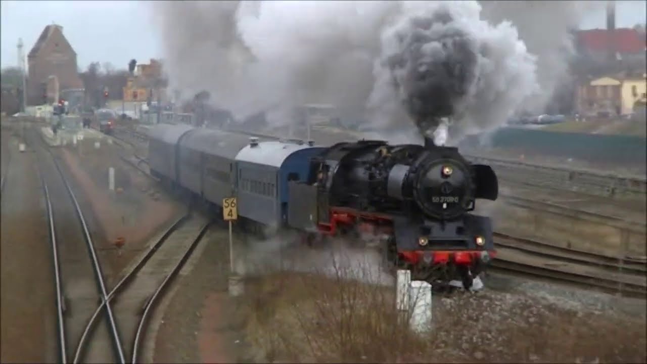 50 3708-0 fährt zum 4. Advent 2013 durchs Harzvorland