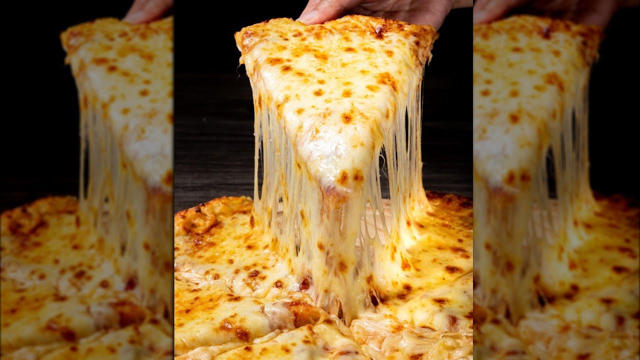 The Costco Pizza Hack You'll Wish You Knew Sooner