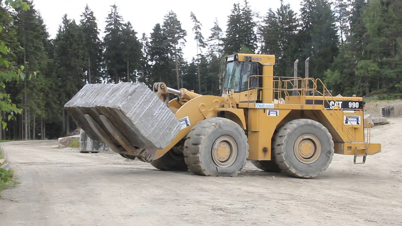 Caterpillar CAT 990 granite blockhandling