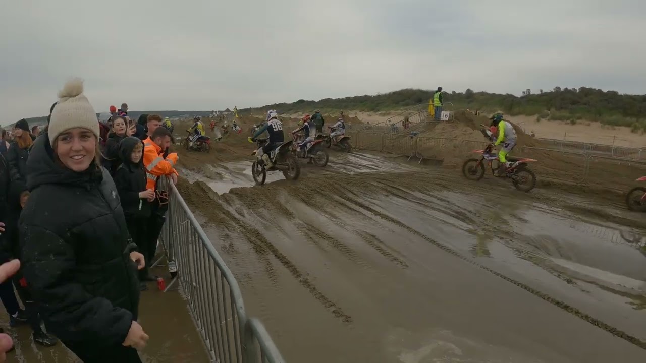 Weston Beach Race 2024 full start.carnage stuck bikes crowd hero’s