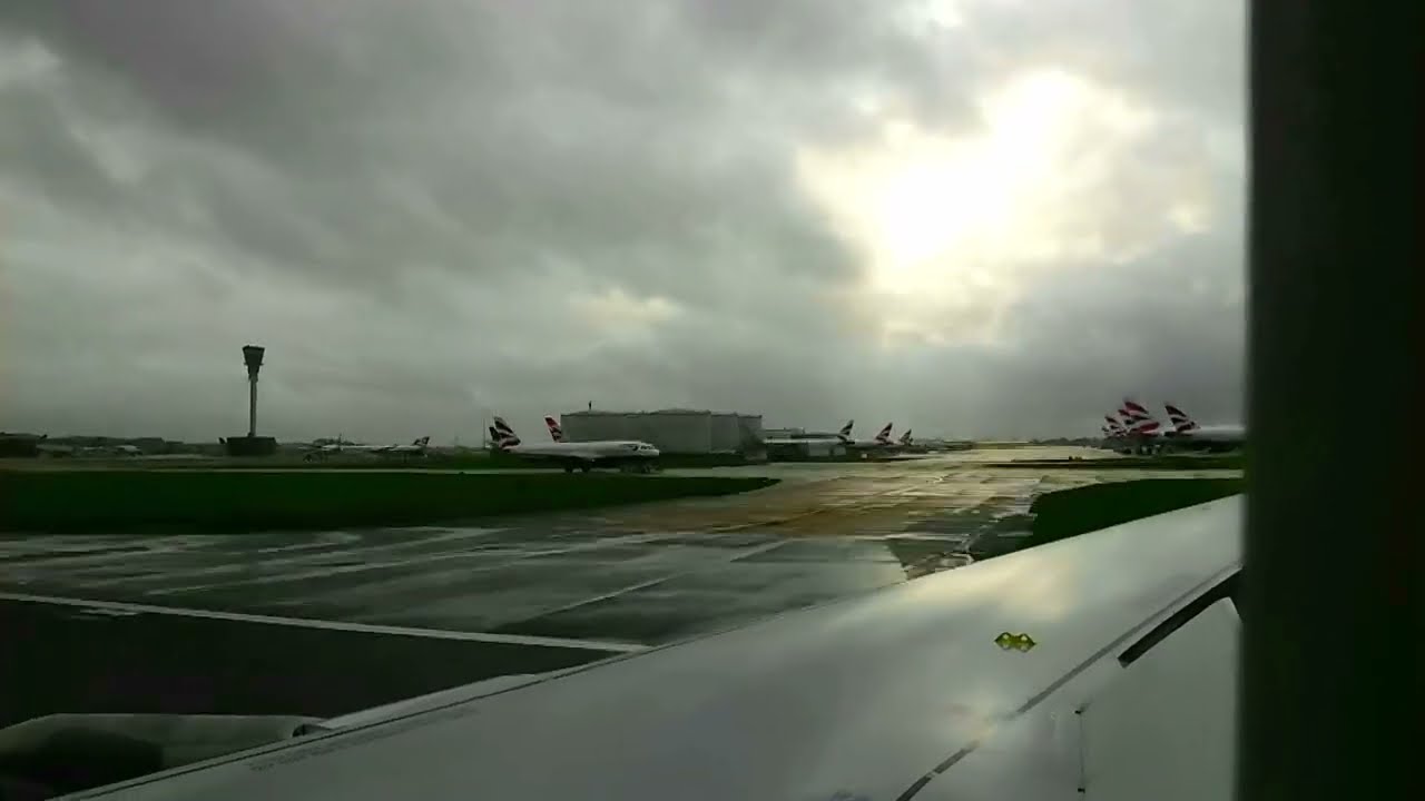 On Board British Airways A320 landing into London Heathrow Airport