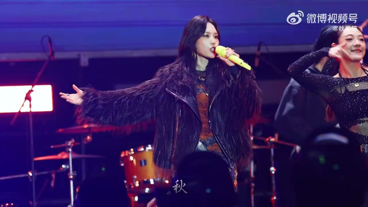 [4K FANCAM] 251227 Fei (王霏霏) -《FREAKY CINDERELLA》at Ningbo Music Festival By 秋暮筠