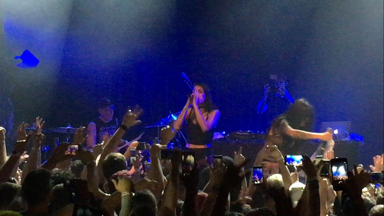 Krewella - 