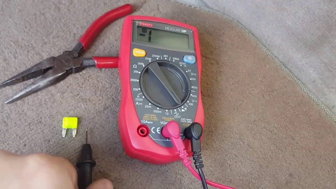 RADIO NOT POWERING UP AFTER BATTERY REPLACEMENT ON A 2004-2008 ACURA TL EASY AND FAST FIX!!!