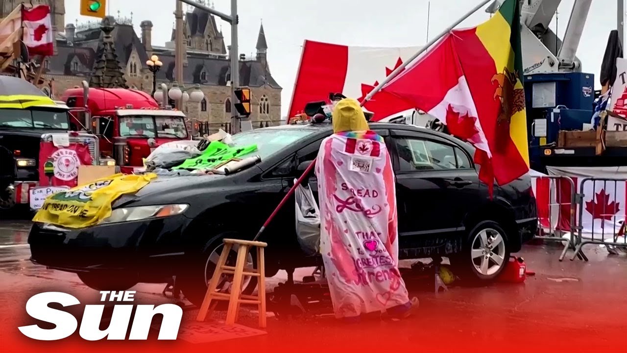 Covid-19 - Police warn Ottawa protesters of 'imminent' action
