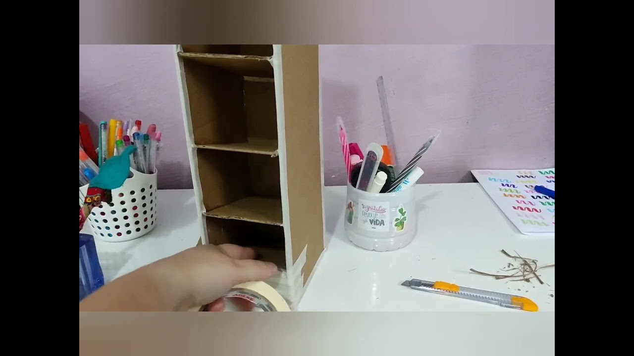 Faça você mesmo um organizador de canetas ou maquiagem!