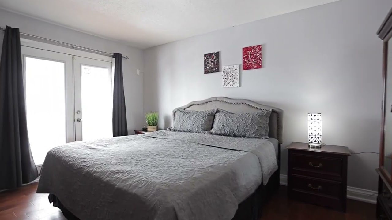 11 Robinia Lane, Brantford