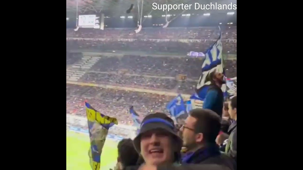70000 Curva Nord Milano a Casa Contro Empoli