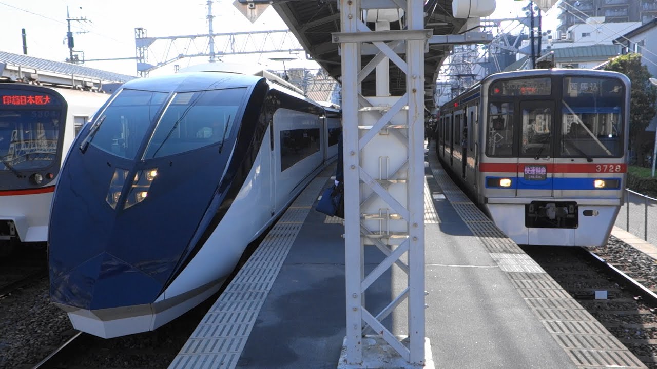 2016年頃の平日朝ラッシュ時の京成高砂駅