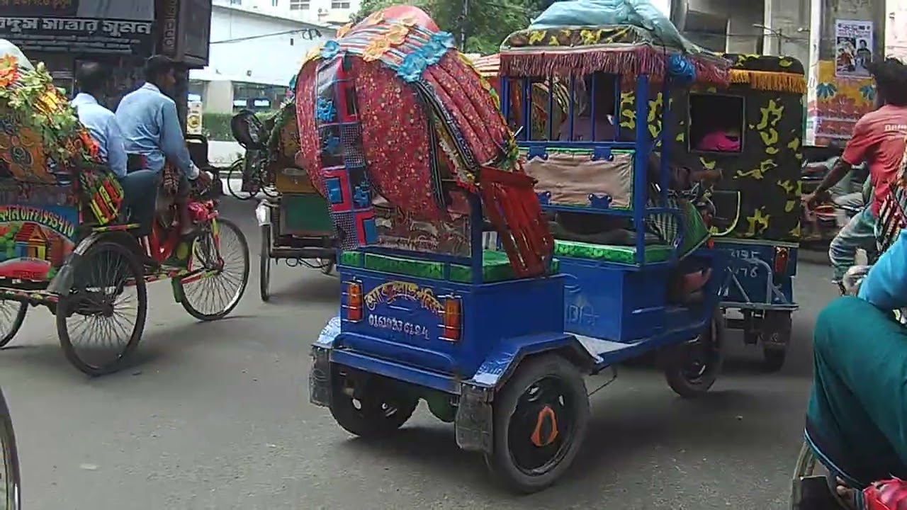 মৌচাক ট্রাফিক সিঙ্গেল থেকে মিরপুর চলে আসলাম