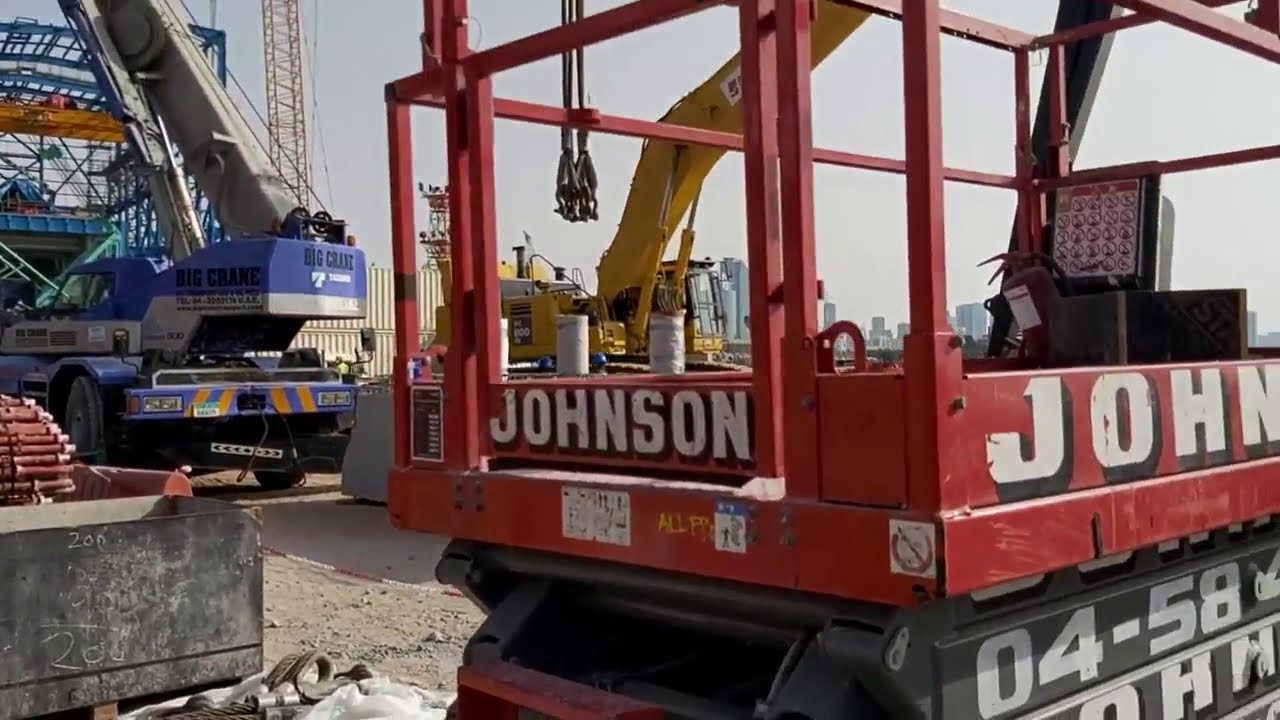 هل السيزر ليفت scissor lift ك منصة عمل يجوز له العمل بخارج المبني ام بداخله فقط؟!.
