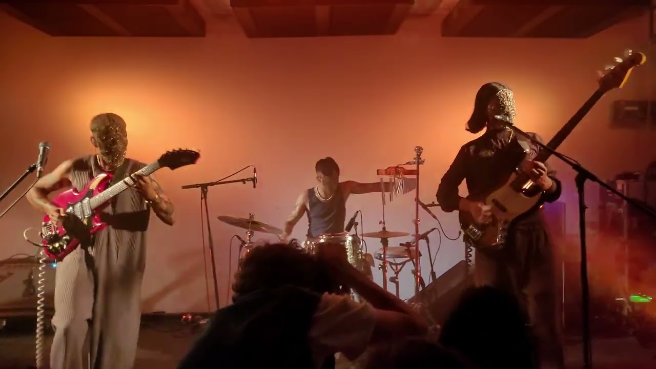 Glass Beams - Black Sand - Live 13.06.2023 Berlin at Urban Spree
