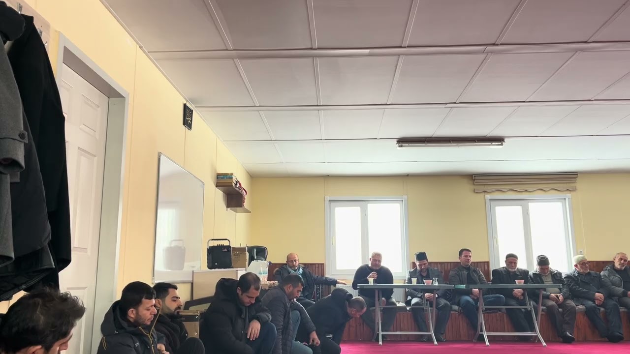 Duygusal ilahi gururlanma insanoğlu 