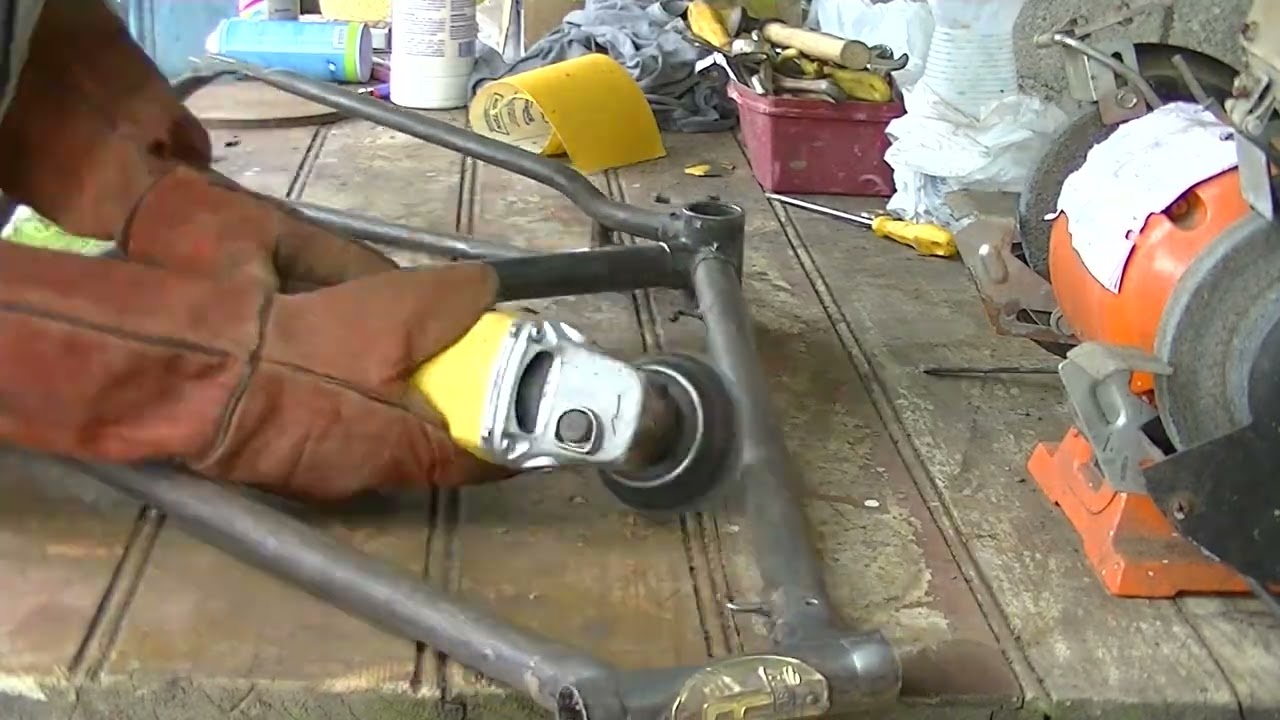 Secrets Under the Rust! | Cleaning the Robust Frame (Ep. 6)