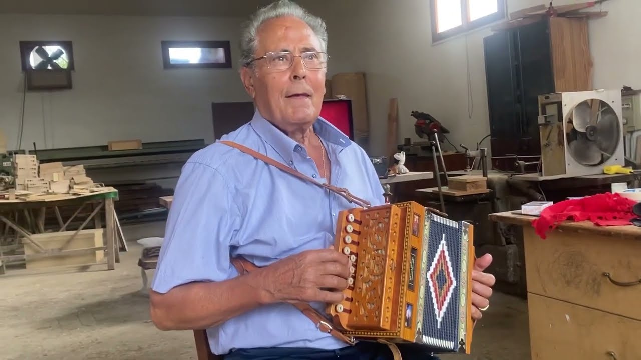 Passate genuine di Oppido Mamertina - suona Rocco Grillo