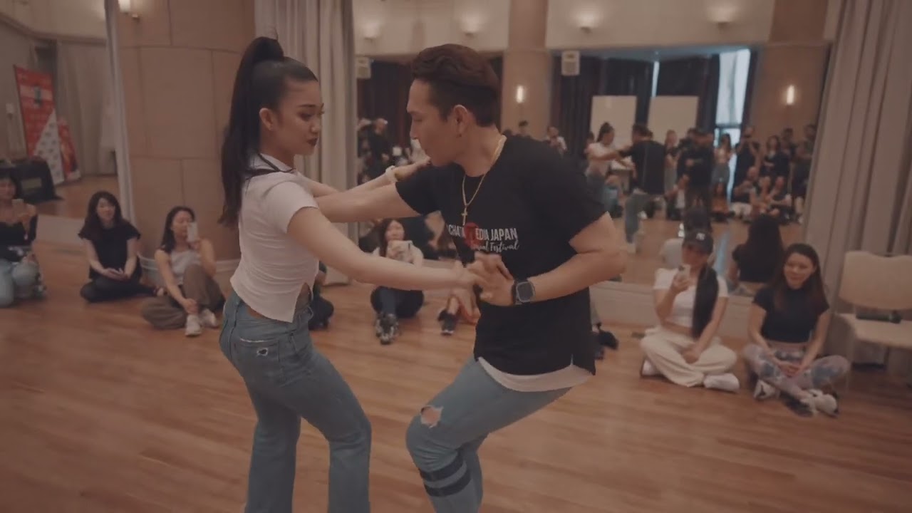 Bachata Media Japan - Valentino y Umi (Pinto Picasso- Feeling Something)