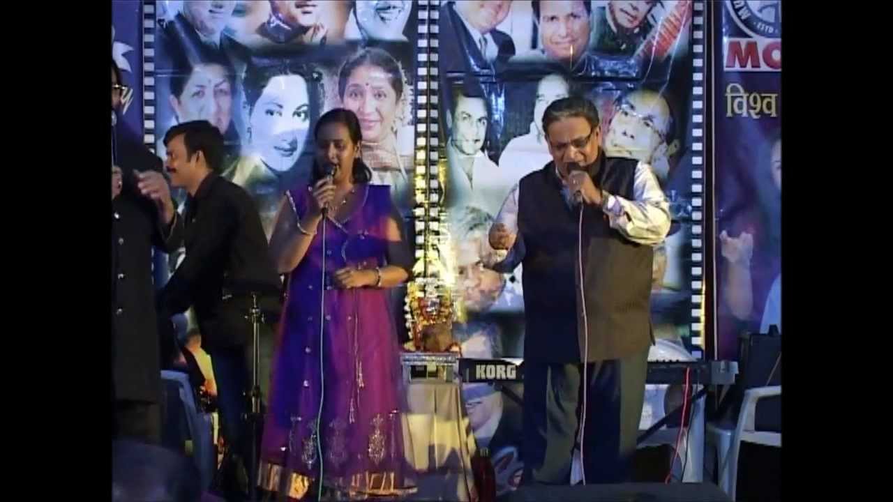 WPSD 2012 Momindia, Public Singer Shrikant Bedekar, (World's First Public Singing Day Celebration)