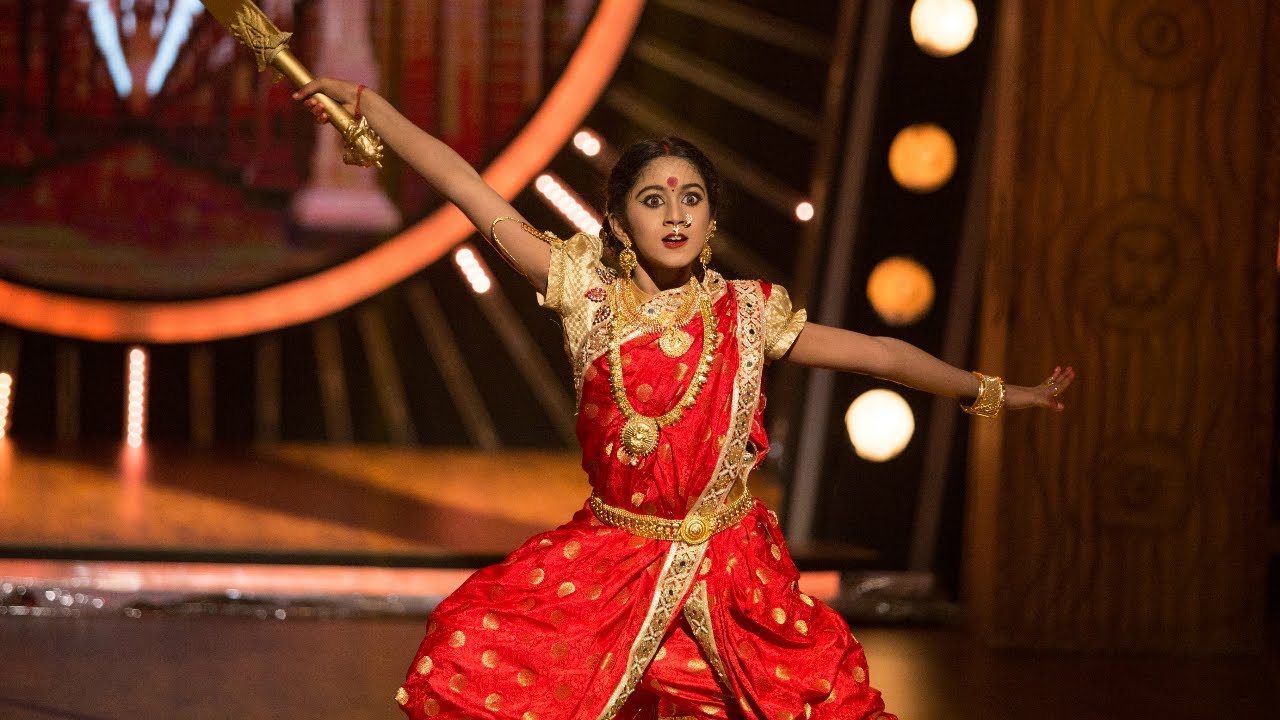 D4 Junior Vs Senior I Esha as Rajmata Shivgami I Mazhavil Manorama