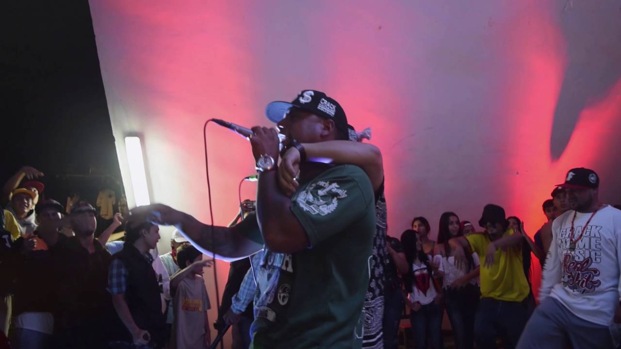 CRACK FAMILY  - MONUMENTAL en vivo desde Bucaramanga / Crack Home Music