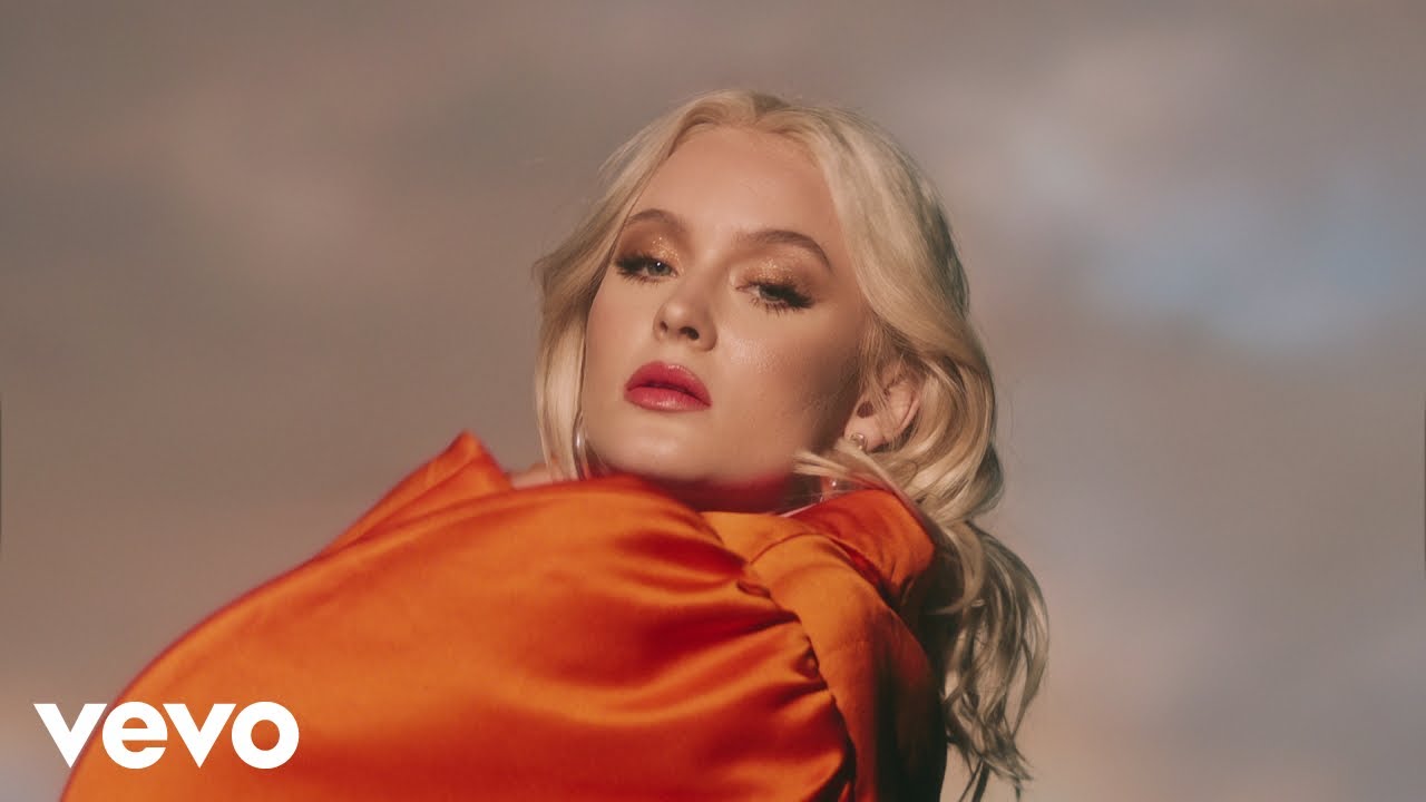 Zara Larsson - Invisible (from the Netflix Film Klaus) (Official Music Video)