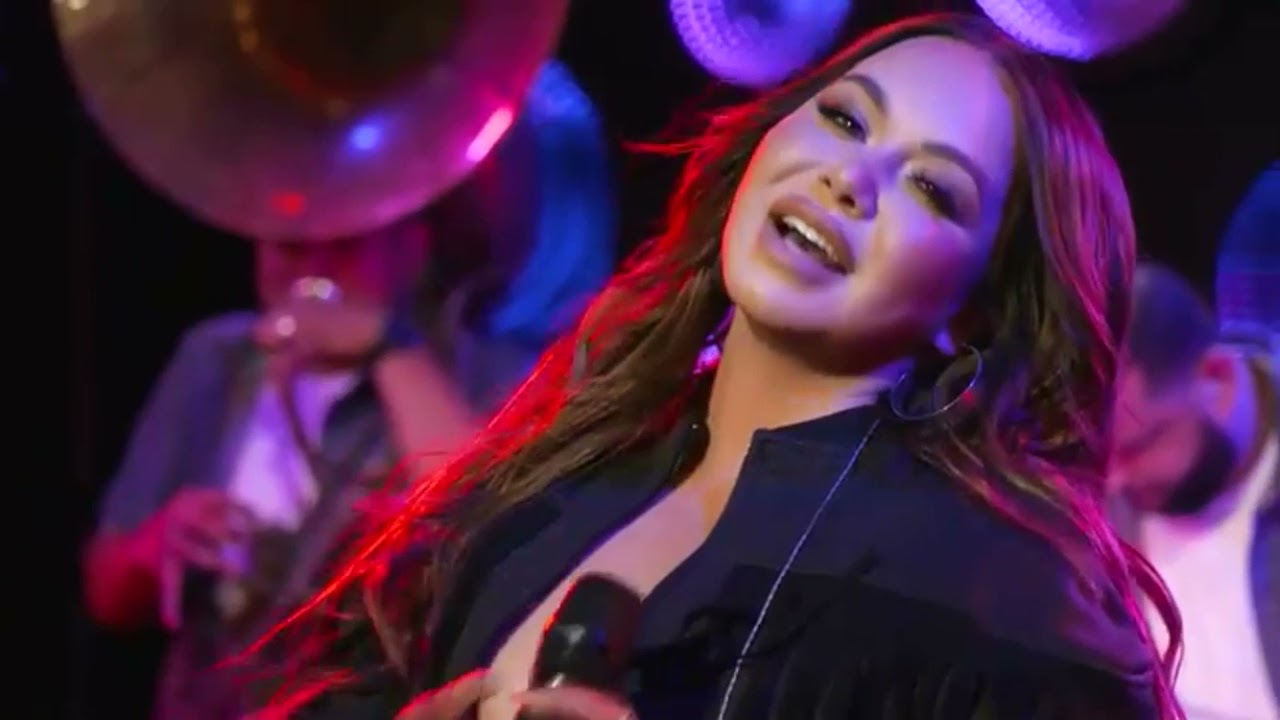 Chiquis Rivera - Esa No Soy Yo (En Vivo)