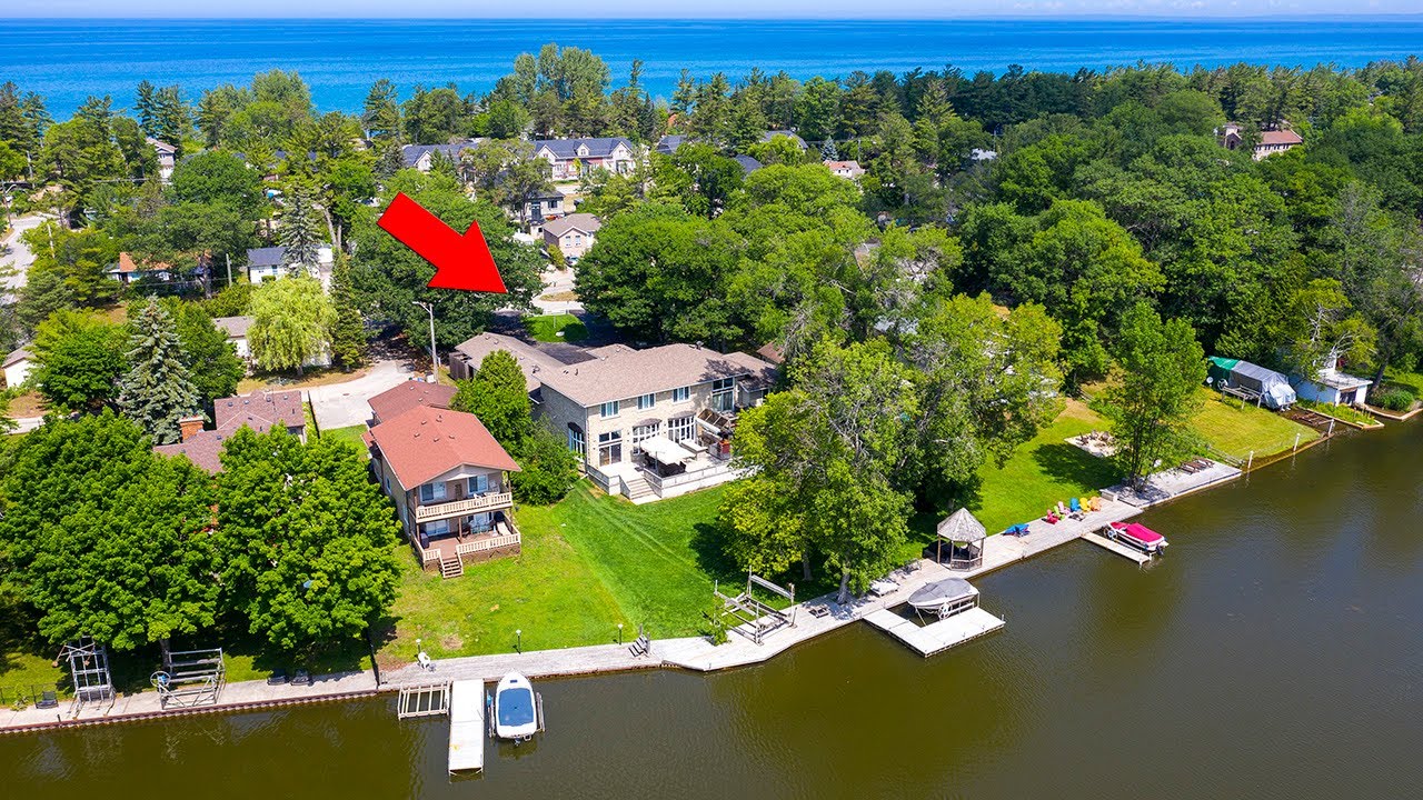 SOLD: 211 Old Mosley Street, Wasaga Beach - Real Estate