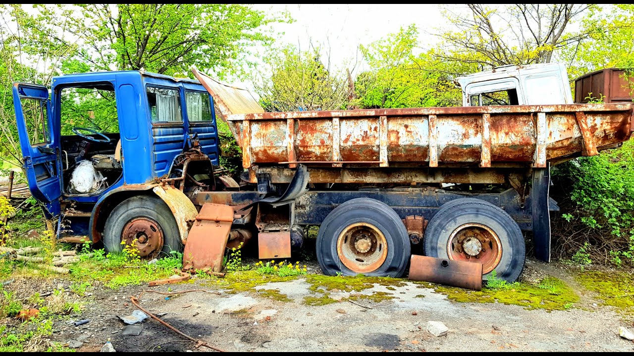 Abandoned Aro 10 | Roman R 12215