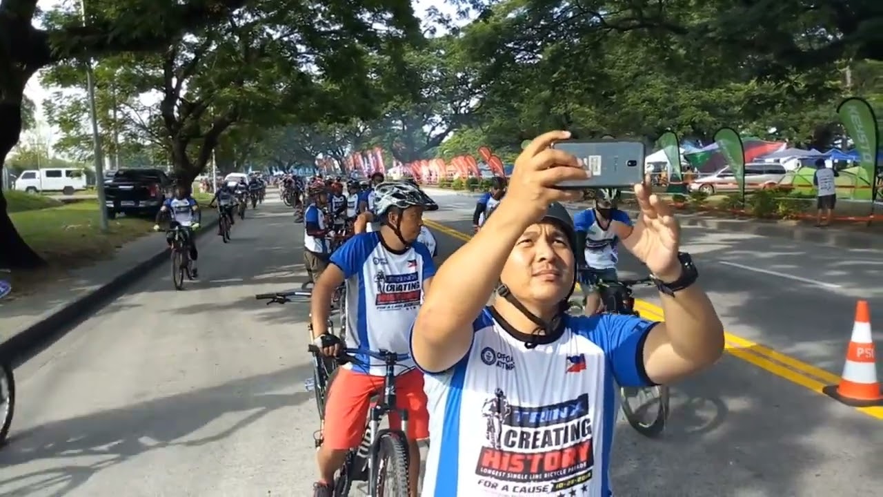 RexMax Trinx Guinness World Record for the longest single-line bicycle parade ( attempt) 10.28.2018
