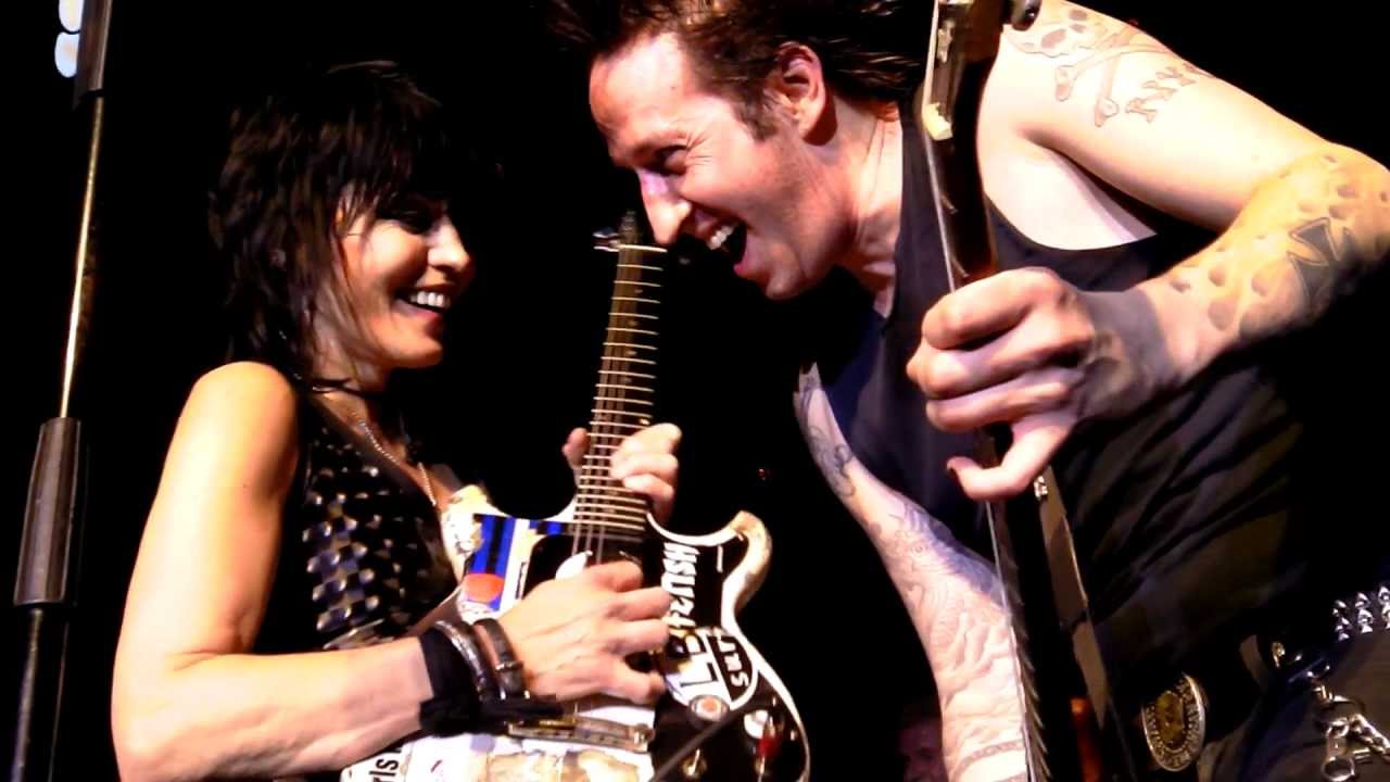 Joan Jett and The Blackhearts - ACDC and Everyday People Tulsa 2012 HD HQ