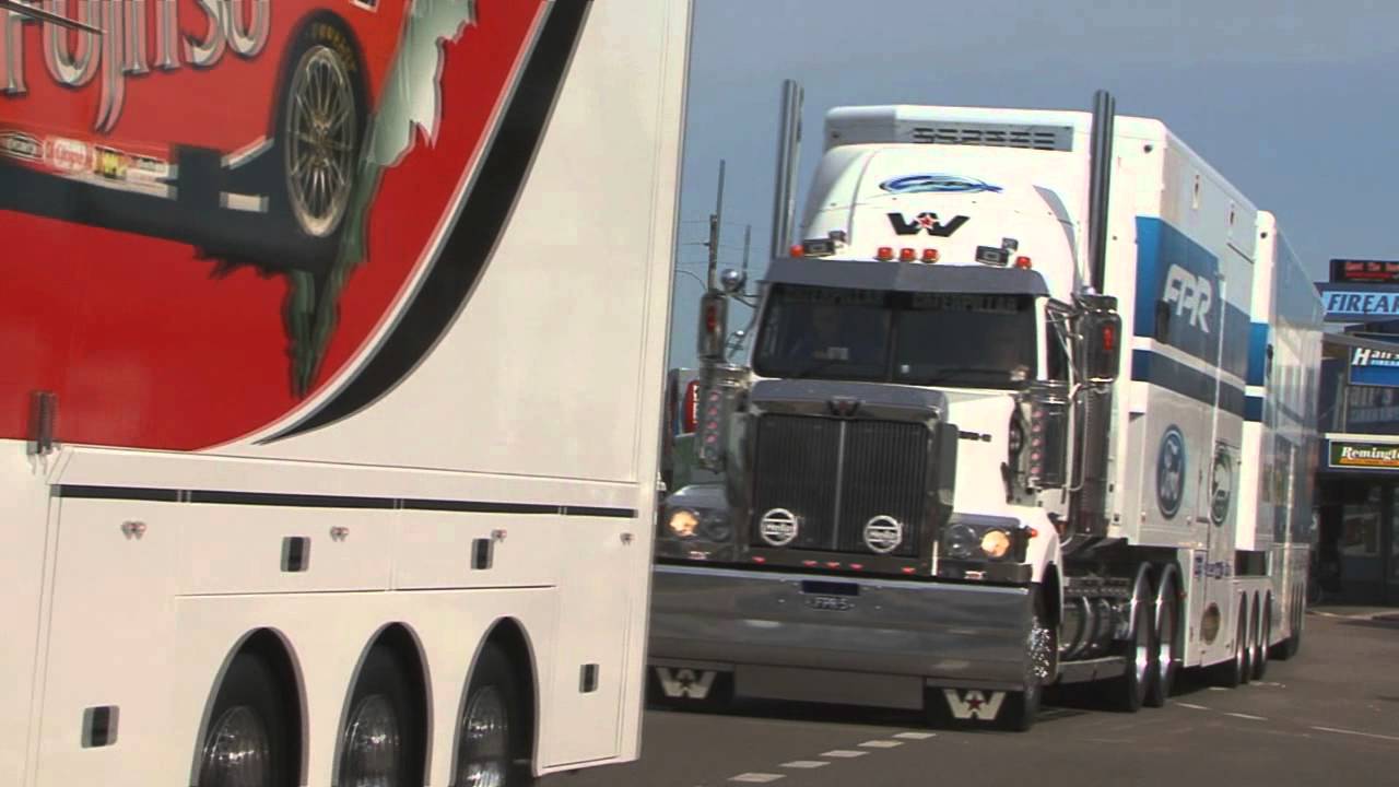 Townsville 400 - Transporter Parade 2011