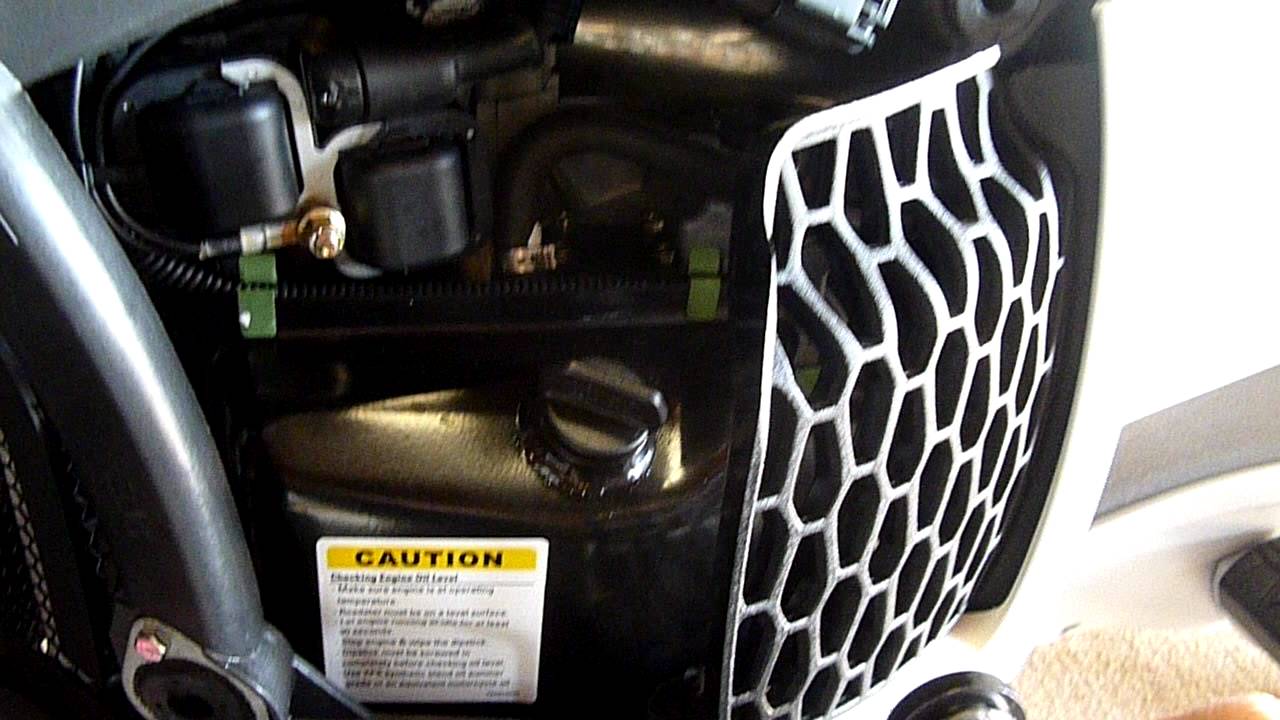 Spyder RT- Checking your oil