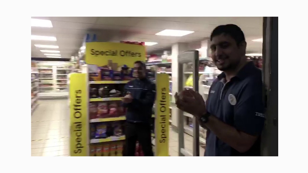 Tesco claps for key workers