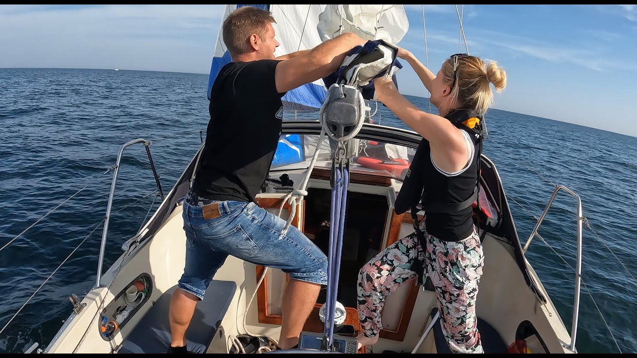 Maxi 95 fra Kerteminde til Samsø og så til Juelsminde i regnvejr ! Hygge i båden